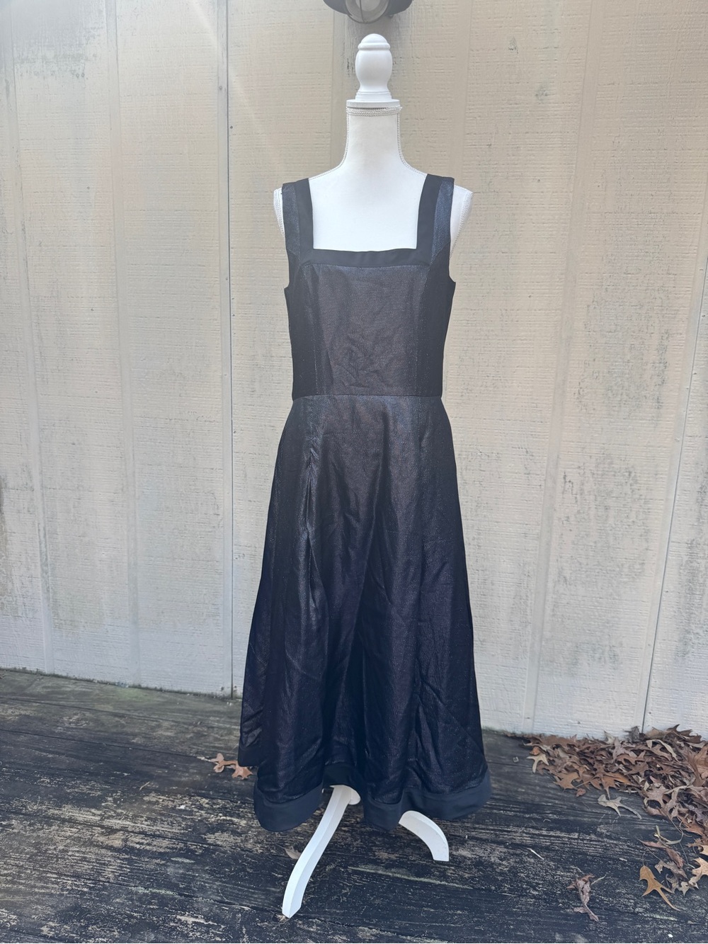 Sleeveless Square-Neck Black Midi Dress